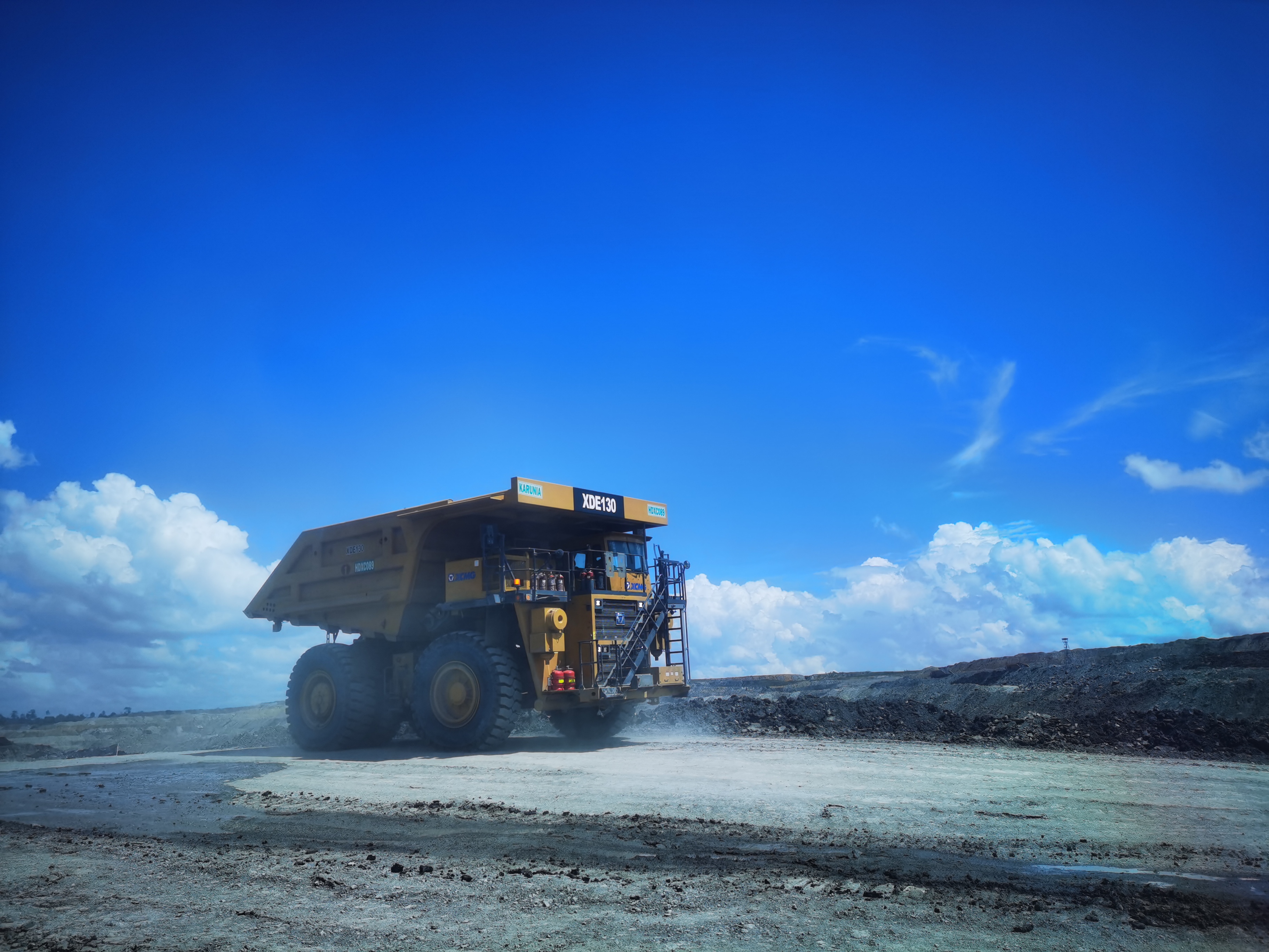 礦業(yè)報國，效率傳奇！徐工礦山機械100臺+扎根高原