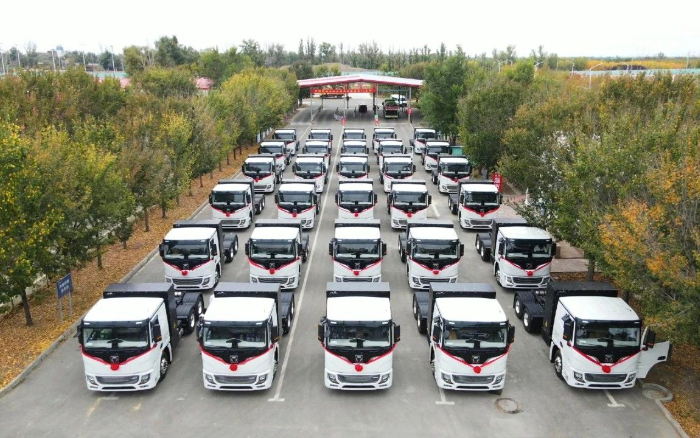 脫碳“換”綠進行時！徐工新能源重卡批量交付西北