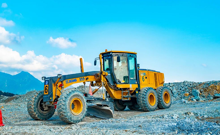 礦山工程迎來(lái)新機(jī)遇？徐工道路礦山設(shè)備穩(wěn)步發(fā)力