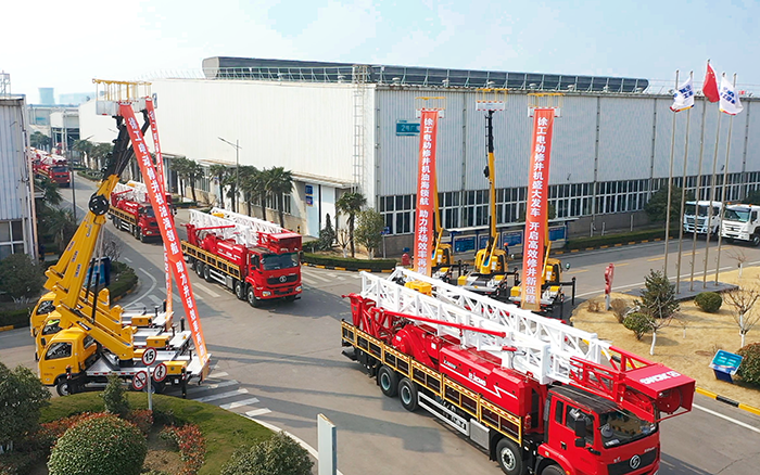 綠色修井效率再刷新，徐工電動(dòng)修井機(jī)批量發(fā)車