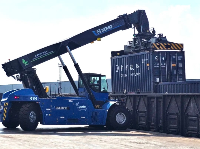 高效賦能鐵路物流運(yùn)輸！毫米級(jí)精控背后的技術(shù)革新……