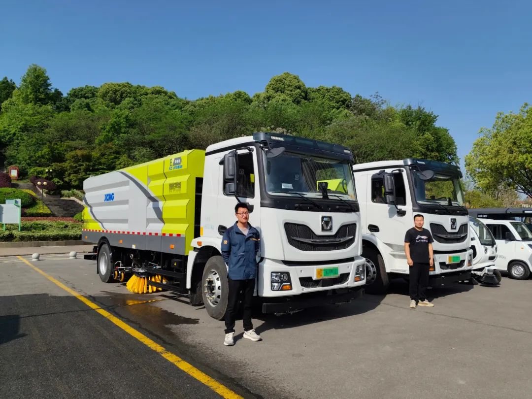 “綠”見安徽！徐工新能源產(chǎn)品亮相銅陵市道路清掃保潔現(xiàn)場會