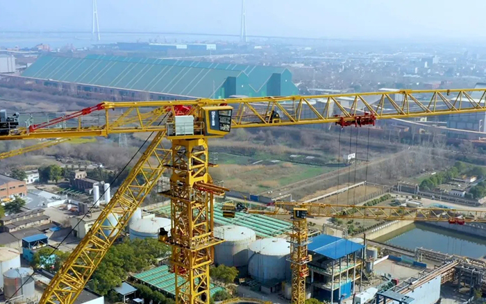 雙塔聚力 | 徐工塔機(jī)奮戰(zhàn)石化標(biāo)桿工程