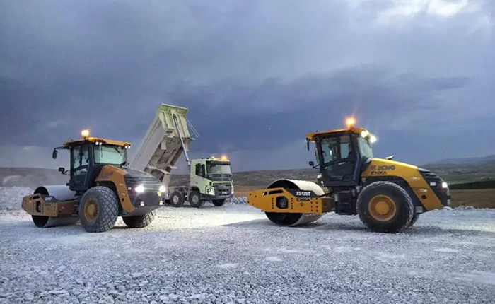 筑夢(mèng)歐洲-土耳其：壓路機(jī)巖石填方壓實(shí)作業(yè)