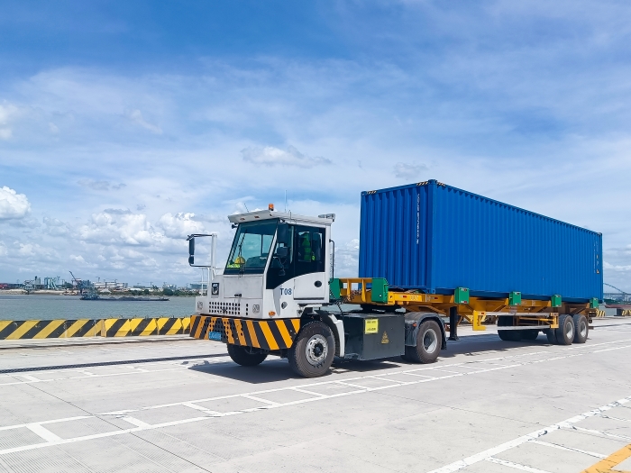 廣州港甄選！去看港口“特種兵”徐工純電牽引車