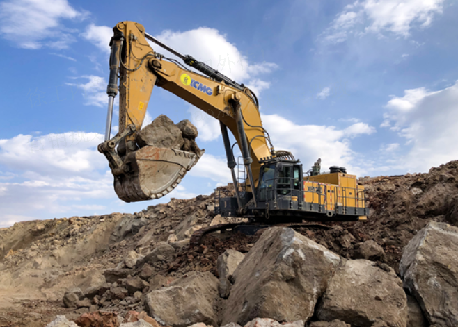 超級客戶再突破！徐工超大噸位礦用挖掘機征戰(zhàn)內蒙