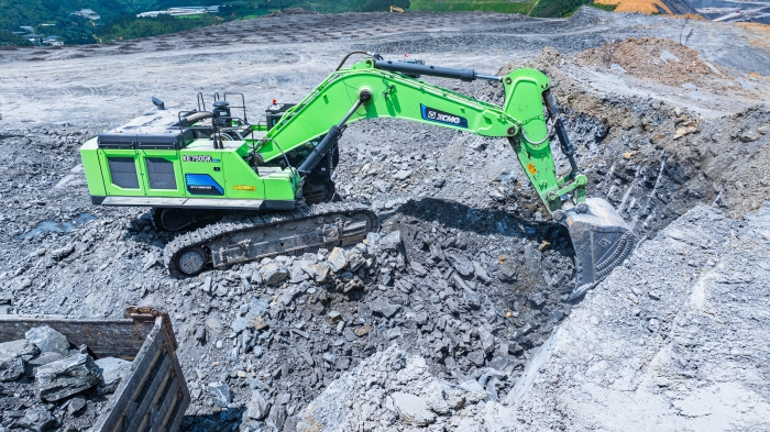 【徐工金?礦山開采】“重裝戰(zhàn)神”XE750GK HEV進軍云南露天磷礦