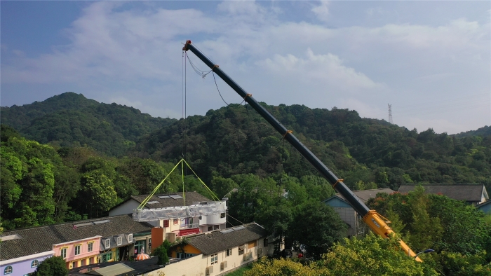46米跨距吊3天！徐工G2代四橋130噸“闖入”影視圈！