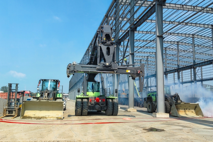 協(xié)同致勝，徐工“綠色艦隊”開啟多元物流新篇章