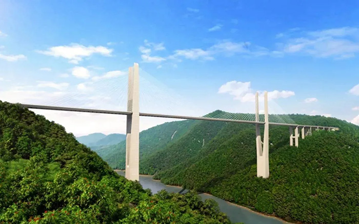 飛虹再起，徐工塔機(jī)助建黔東南第一高橋